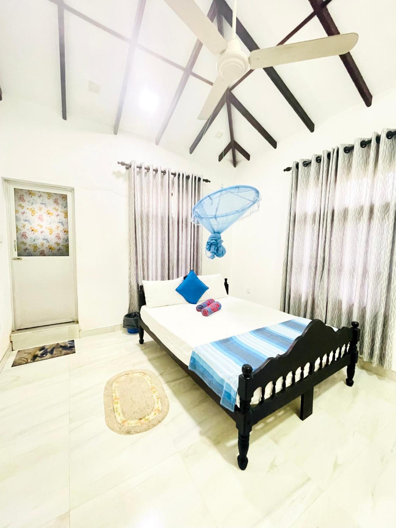 Sebastian Family Villa Negombo Exterior foto